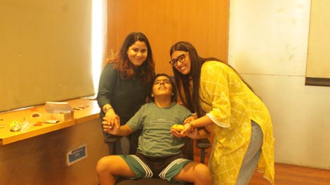 Expressions India: Center for Child Development and Adolescent Wellbeing, Moolchand Medcity, New Delhi celebrating: World Austim Awareness Day - Click to Enlarge